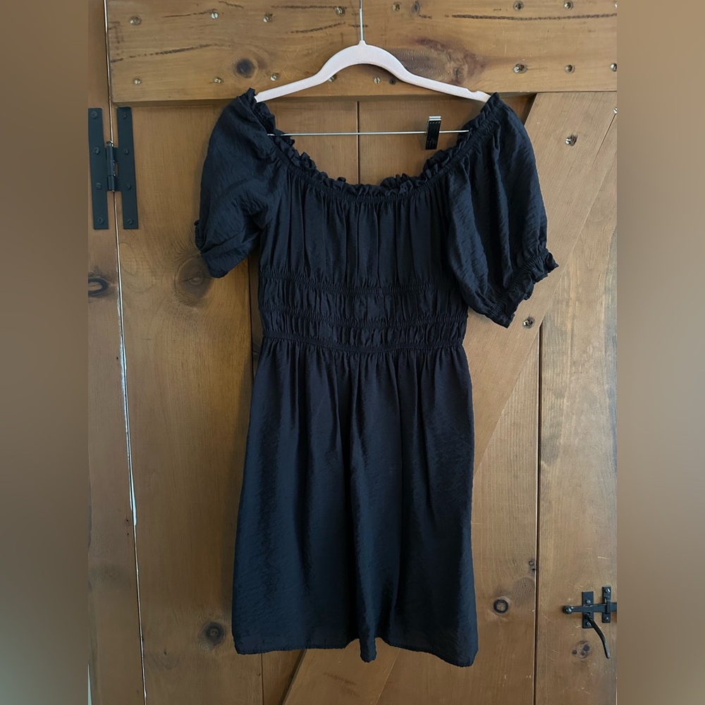 H&M Black Smocked Puff-Sleeve Dress Sz S